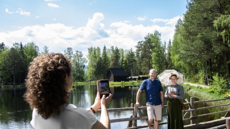 Kommunikasjons-ogmarkedskonsulent